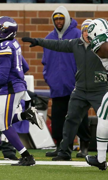 Bridgewater audible leads to Wright's game-winner in OT